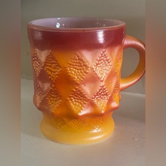 Vintage Anchor Hocking Fire King Orange Ombre Kimberly Diamond Mugs Set of 2 - Picture 2 of 7